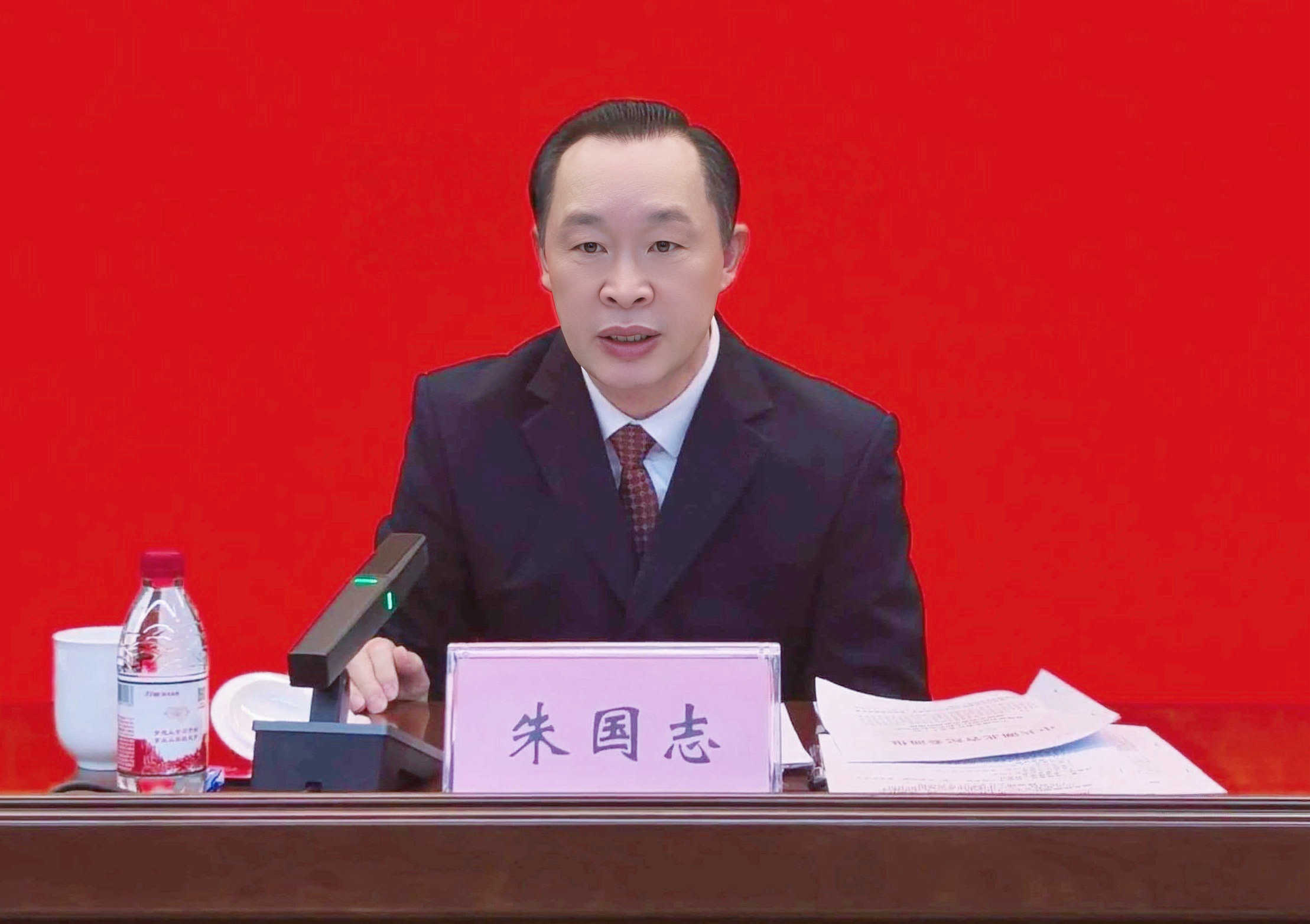 ��yun�����������