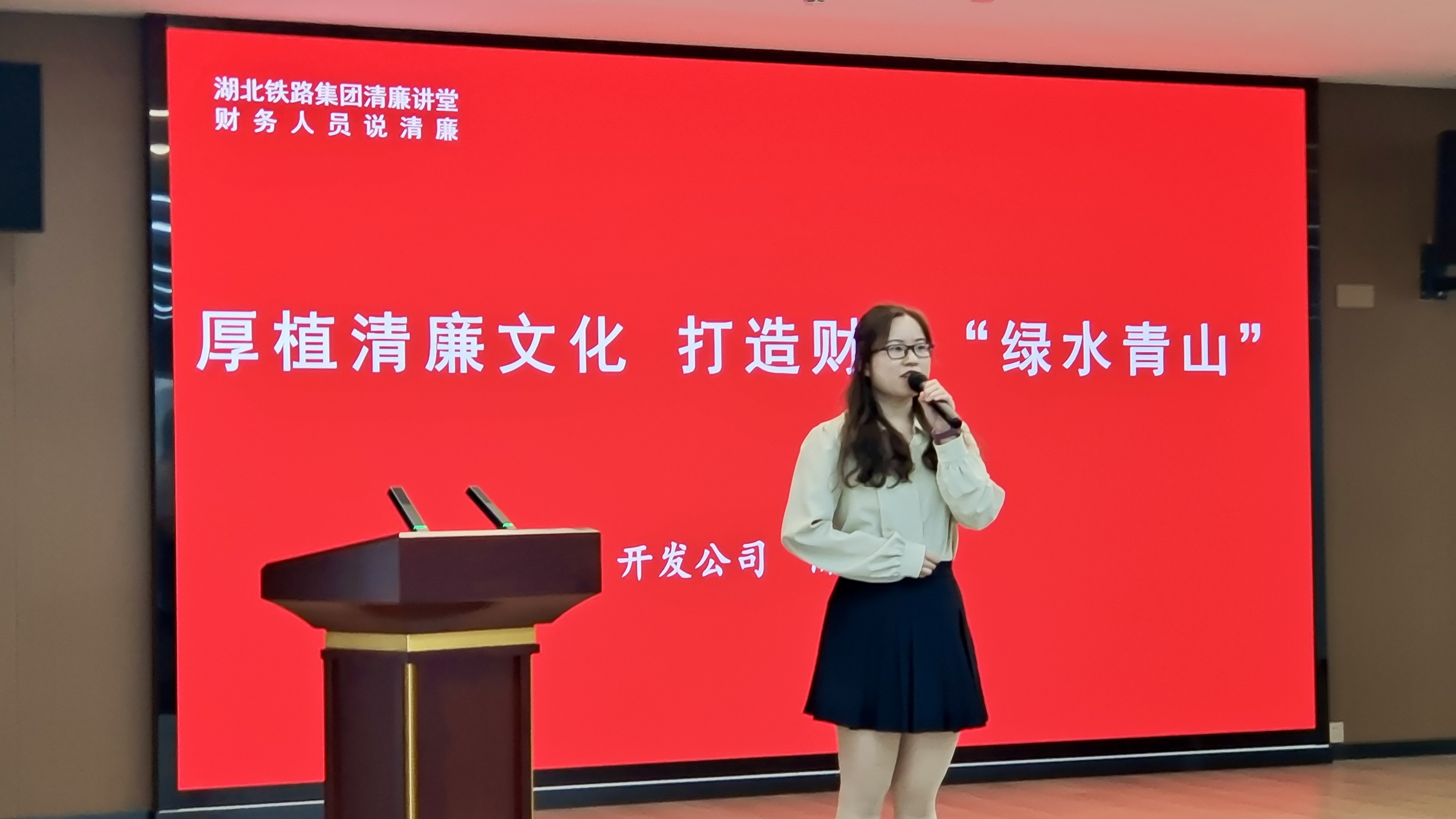 ��yun�����������