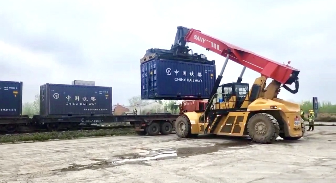 ��yun�����������