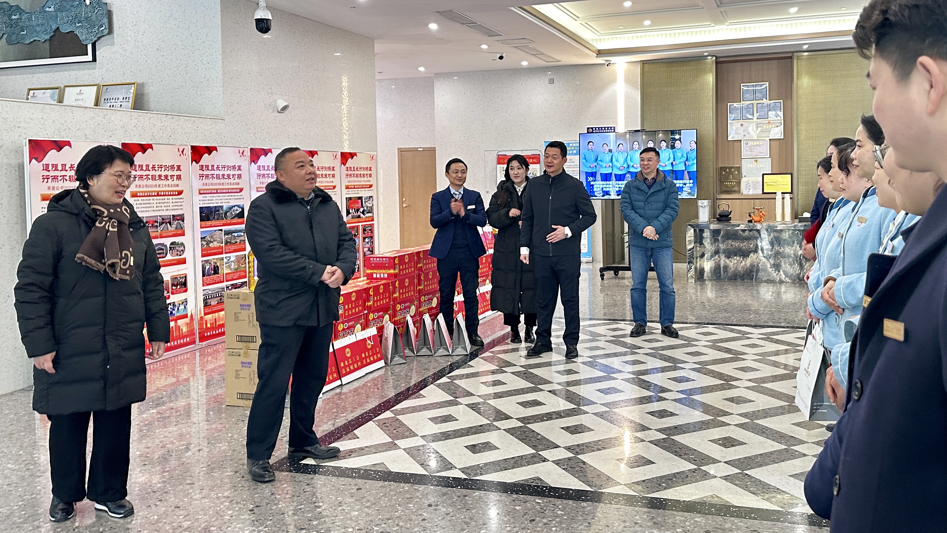 ��yun�����������