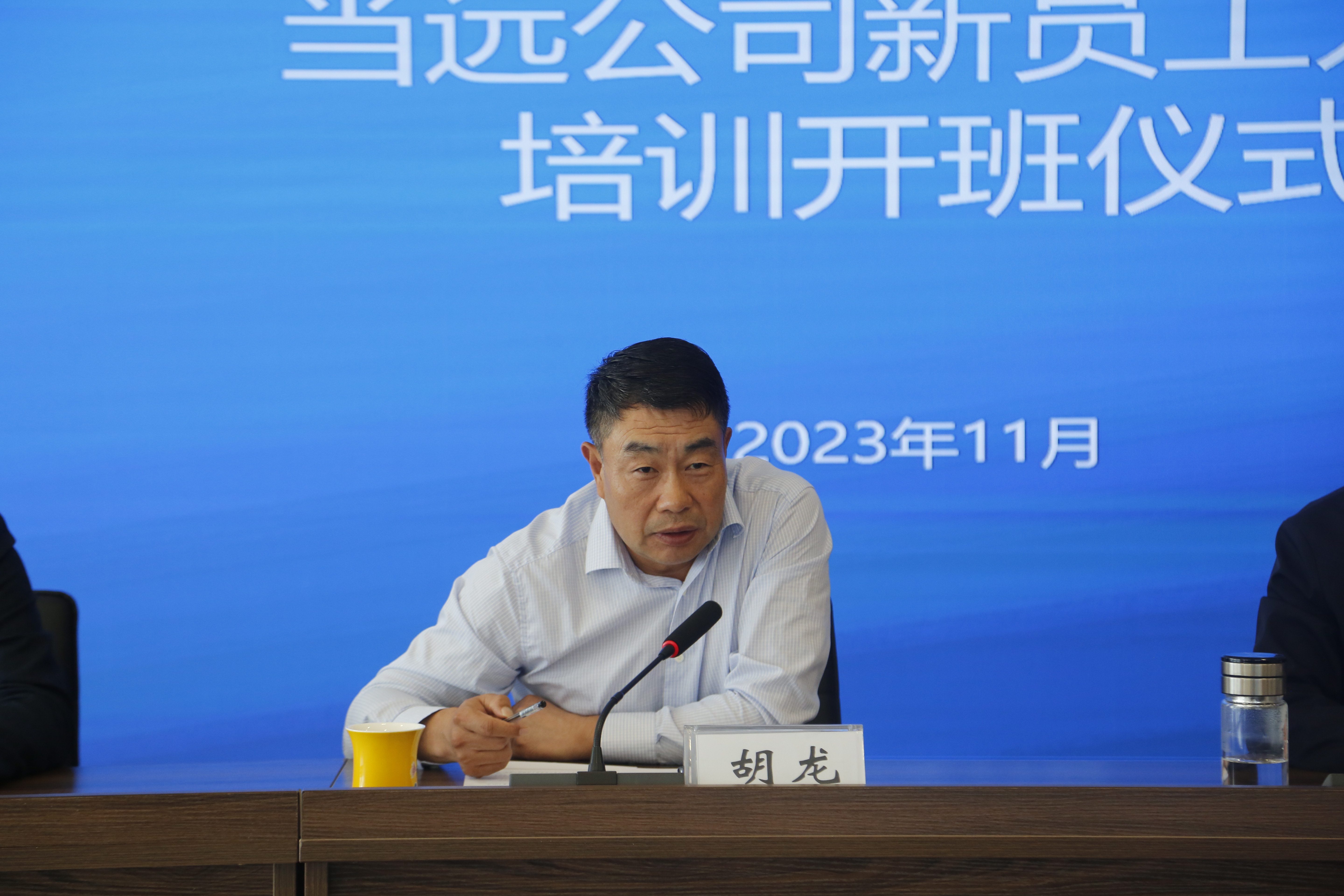 ��yun�����������