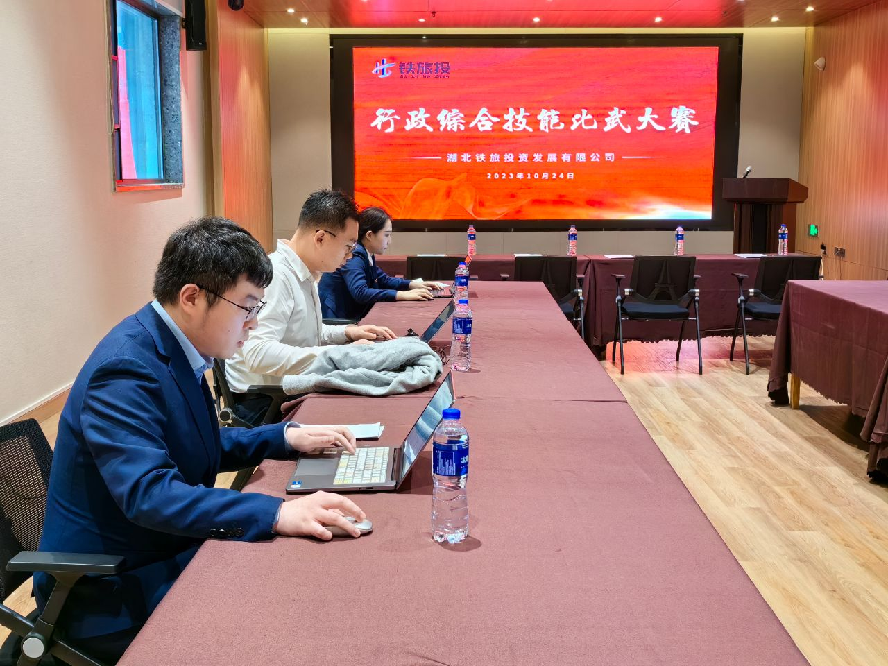 ��yun�����������