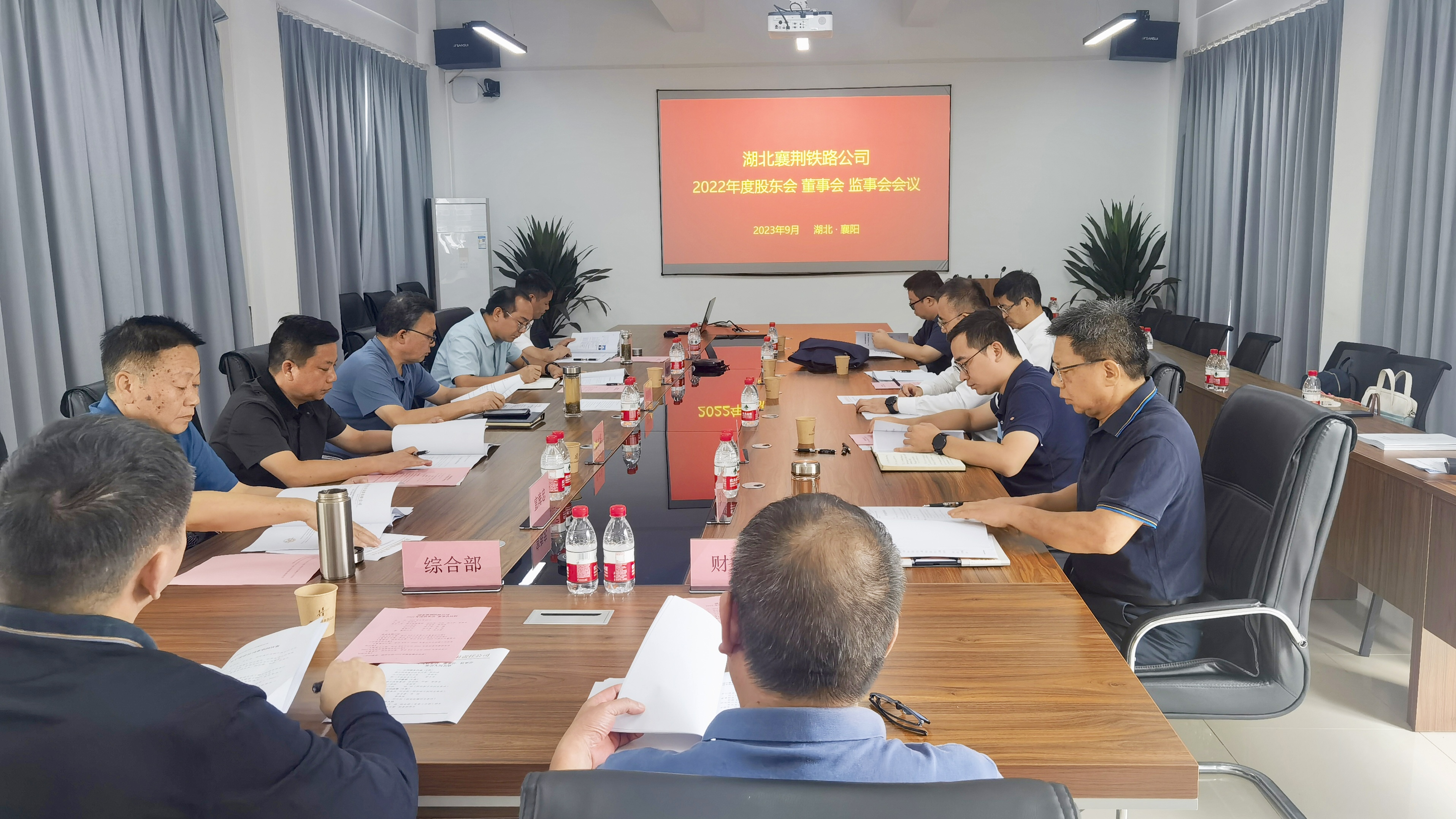 ��yun�����������