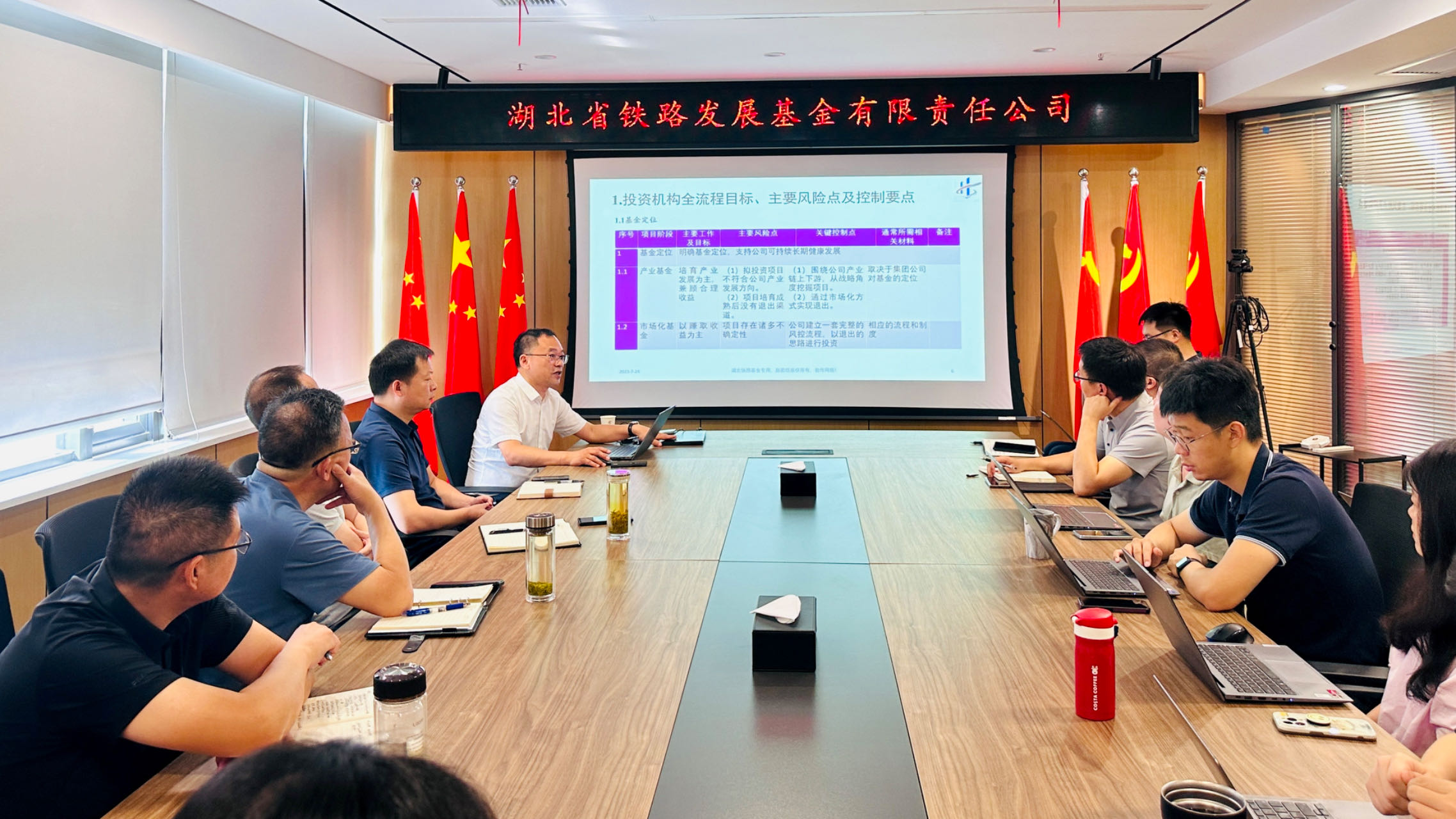 ��yun�����������