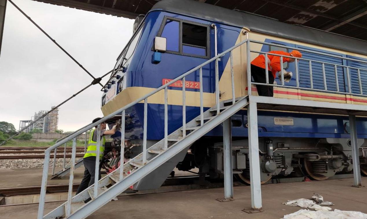 ��yun�����������