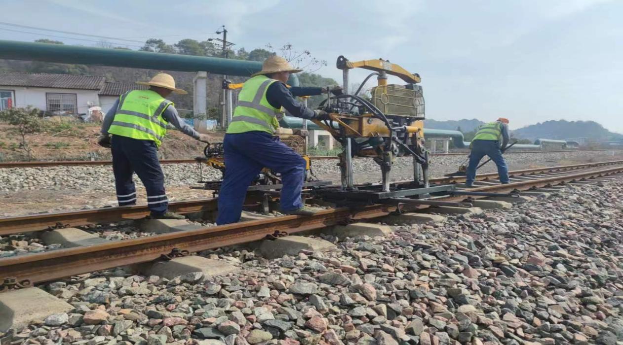 ��yun�����������