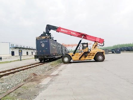 ��yun�����������