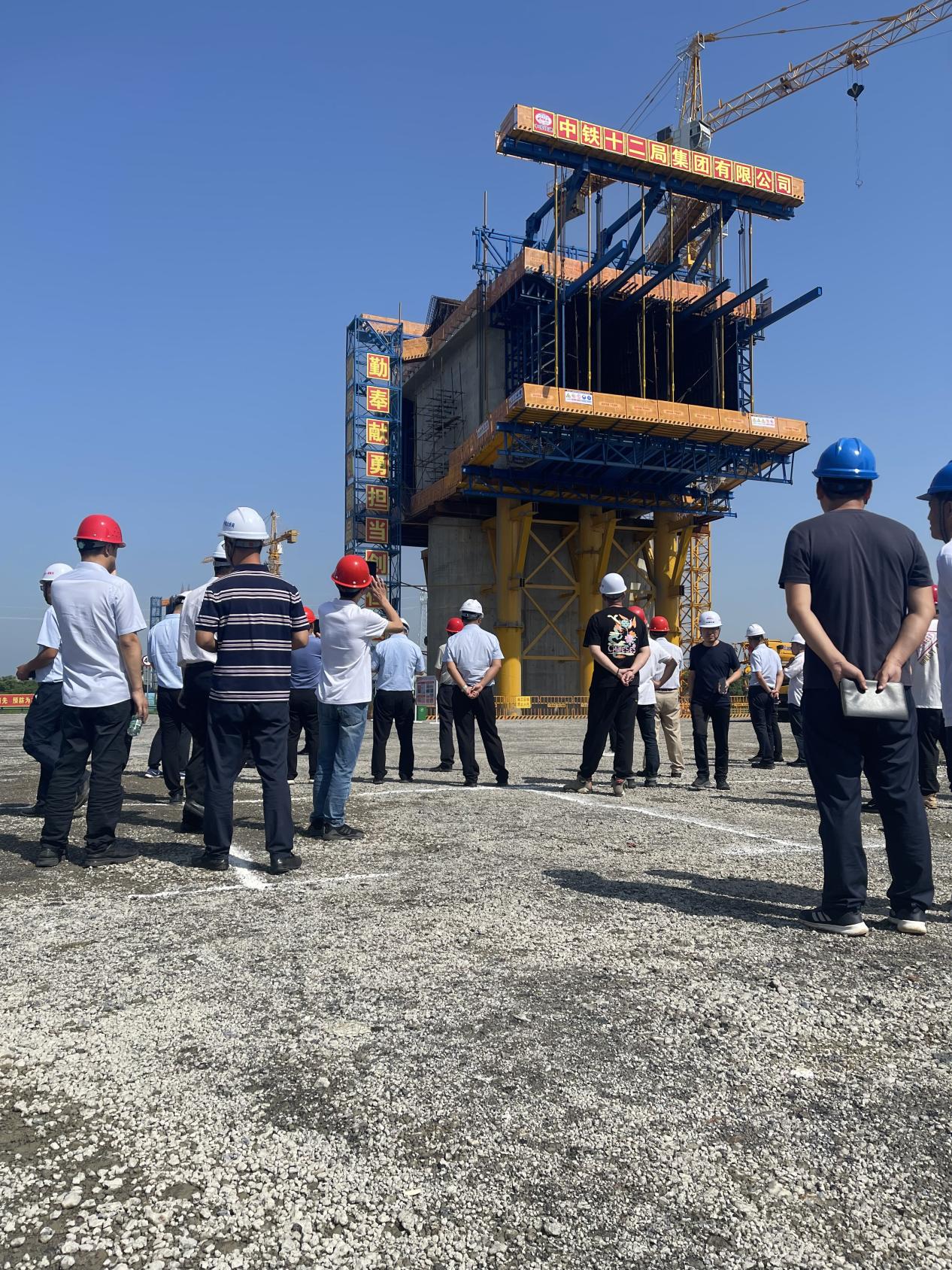 ��yun�����������