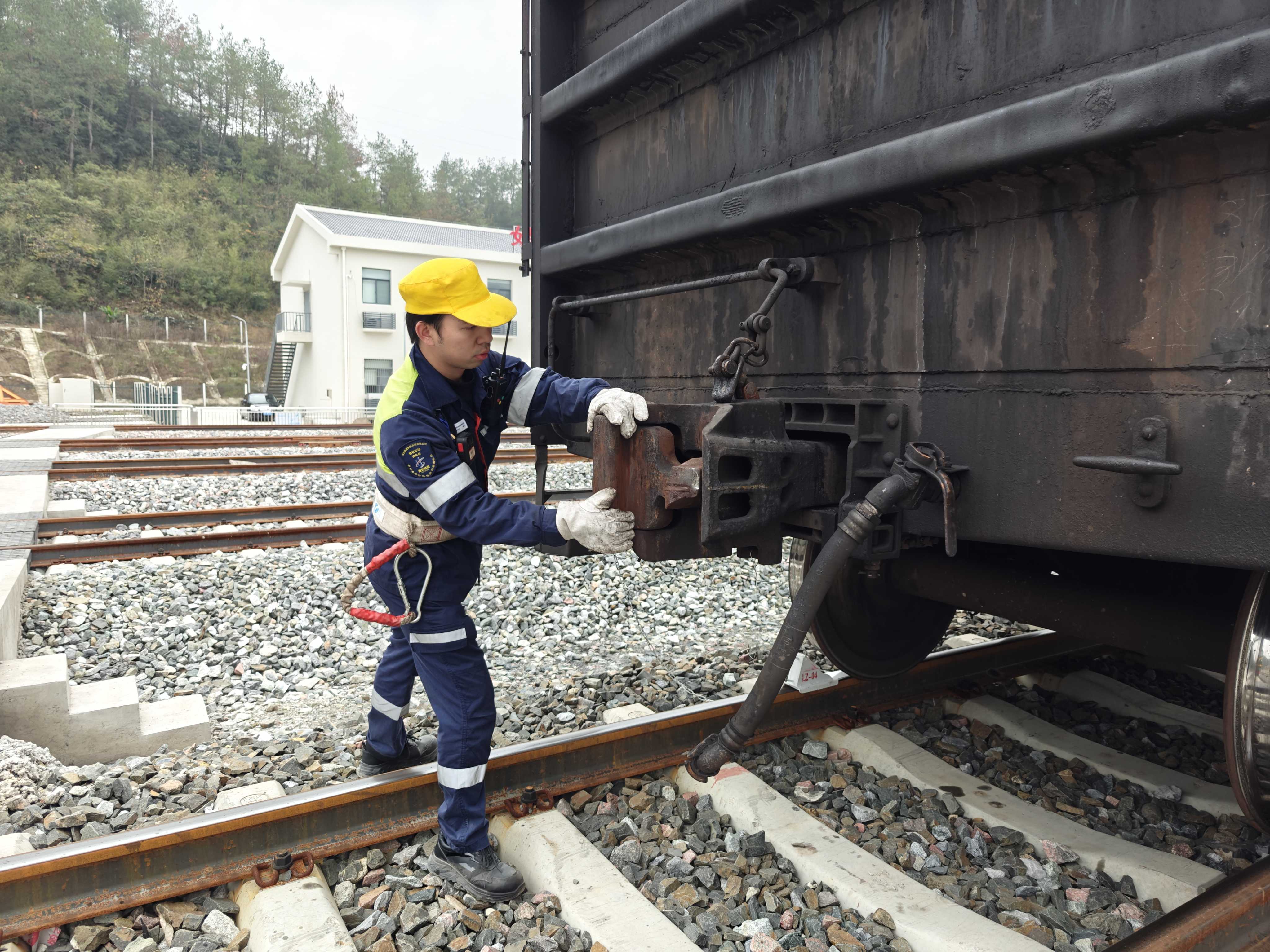 ��yun�����������