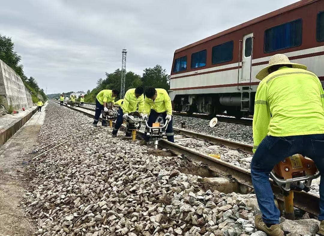 ��yun�����������