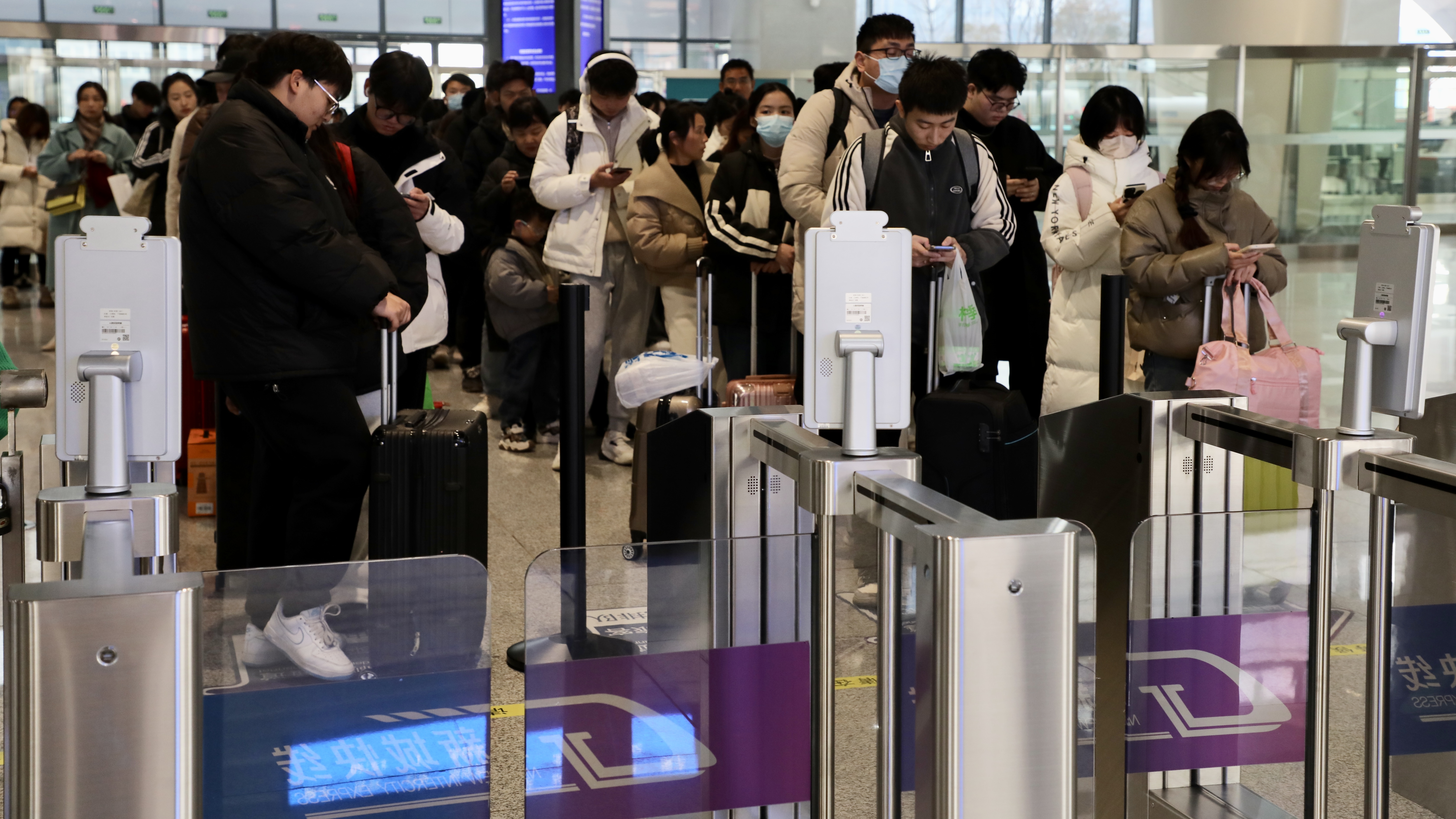 ��yun�����������