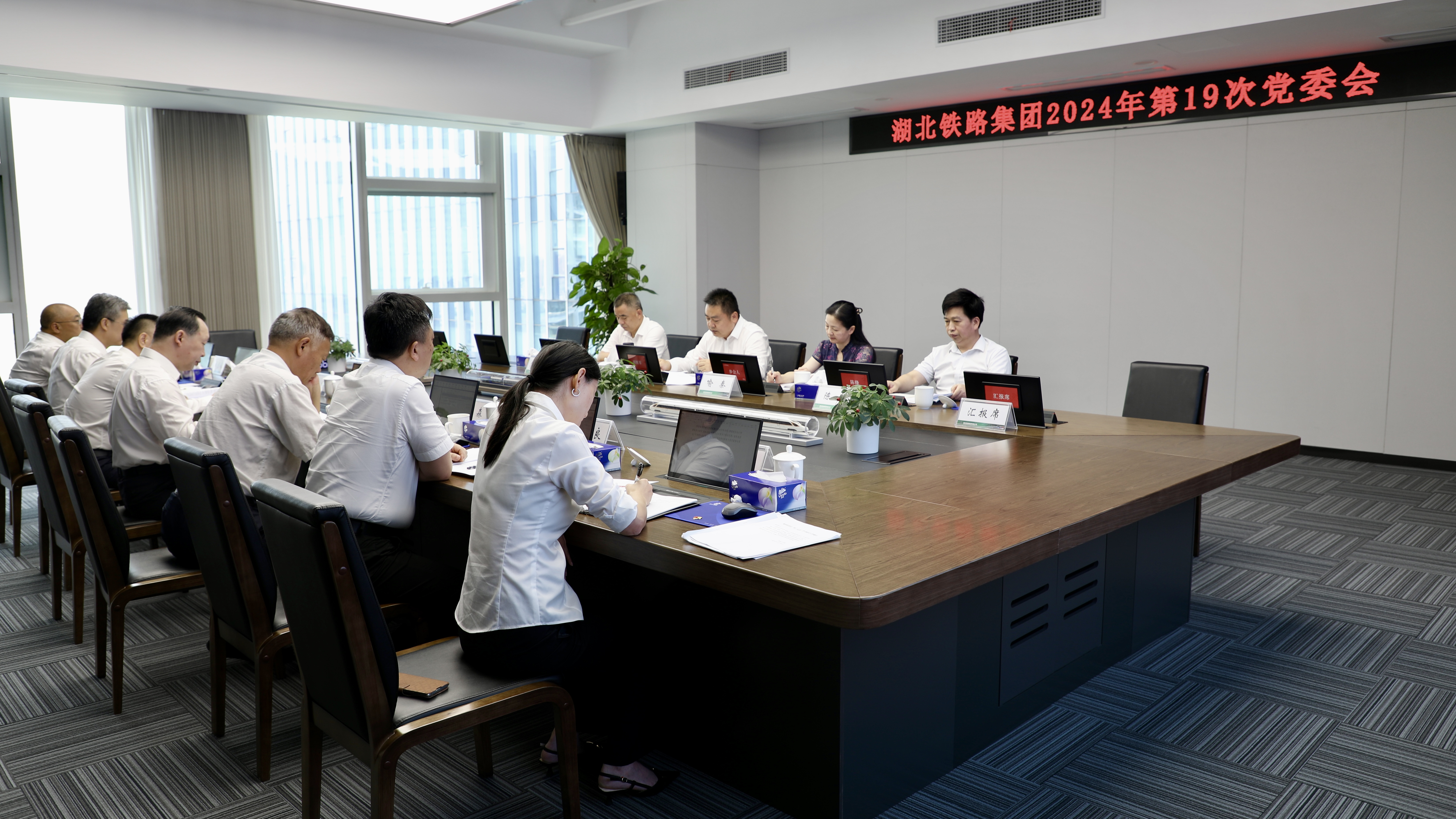 ��yun�����������