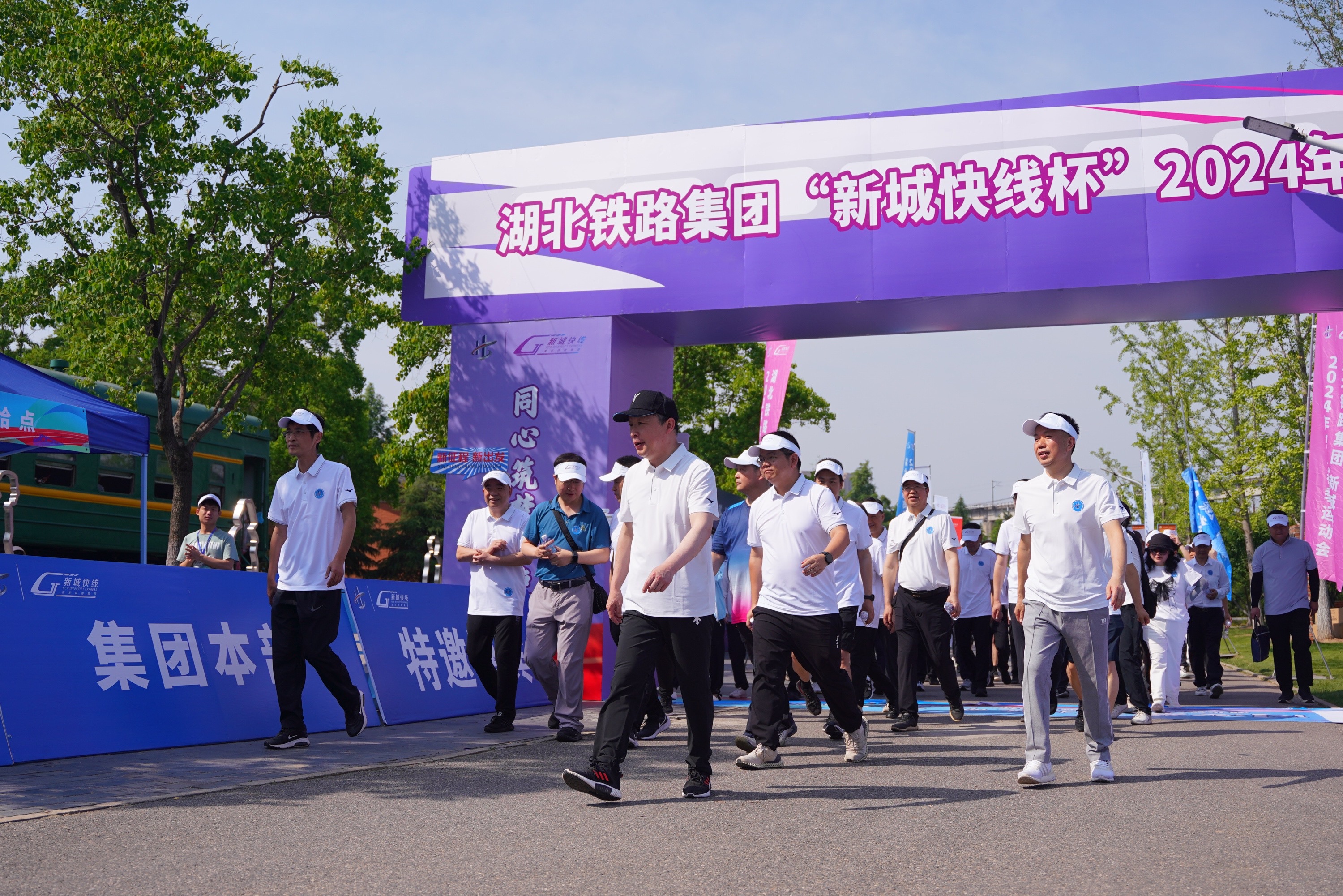 ��yun�����������