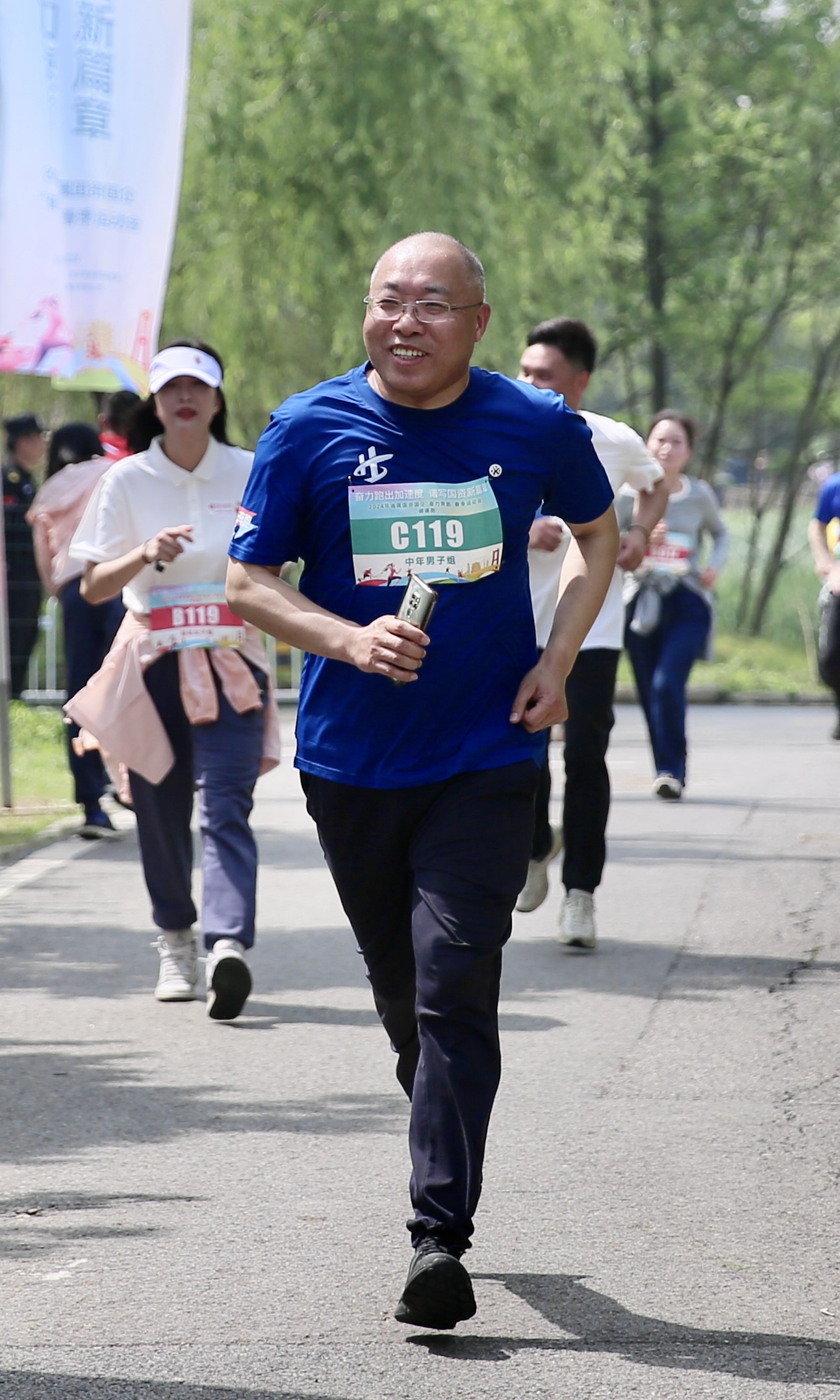 ��yun�����������