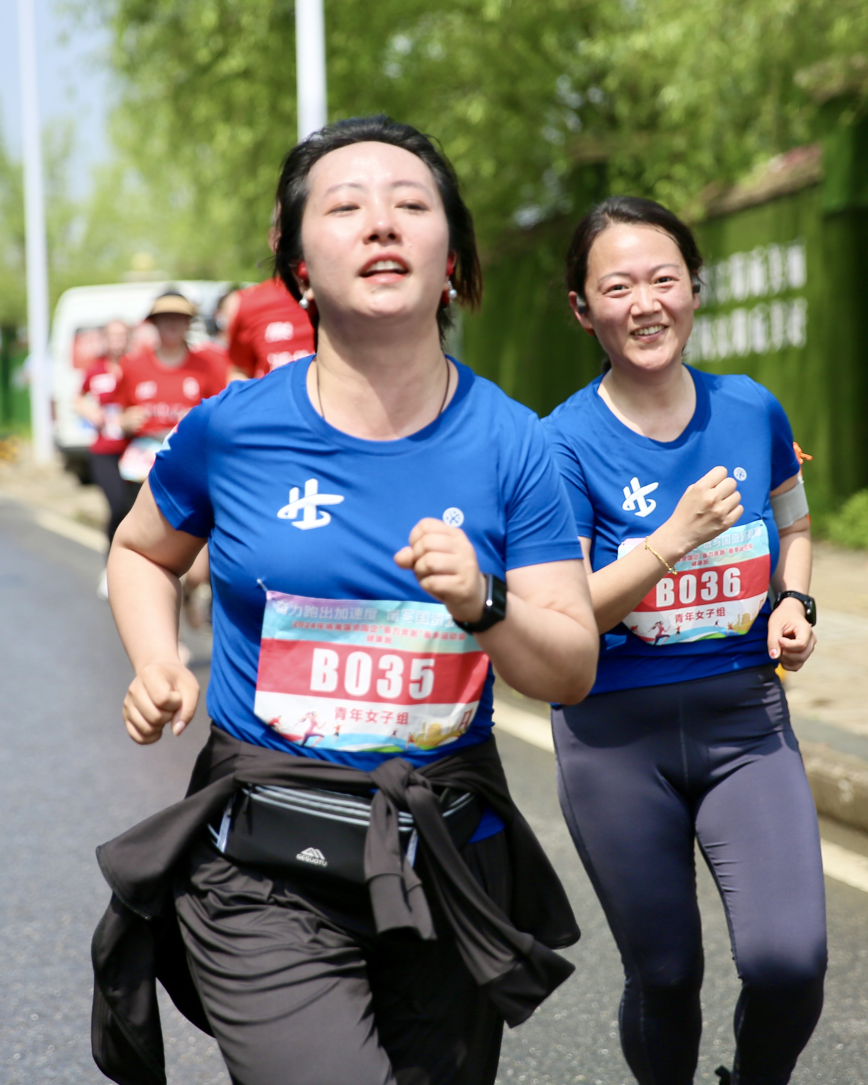 ��yun�����������