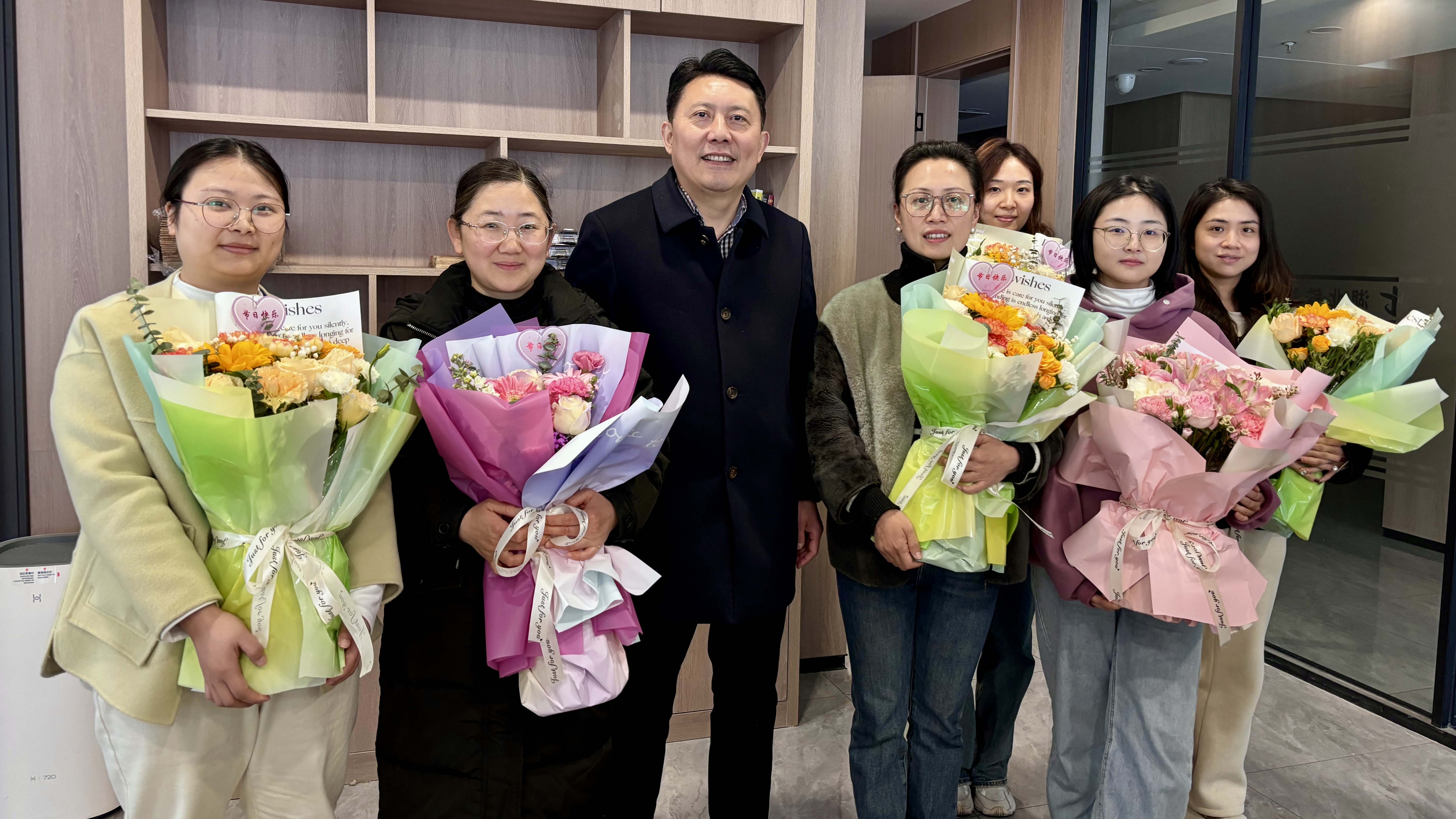 ��yun�����������