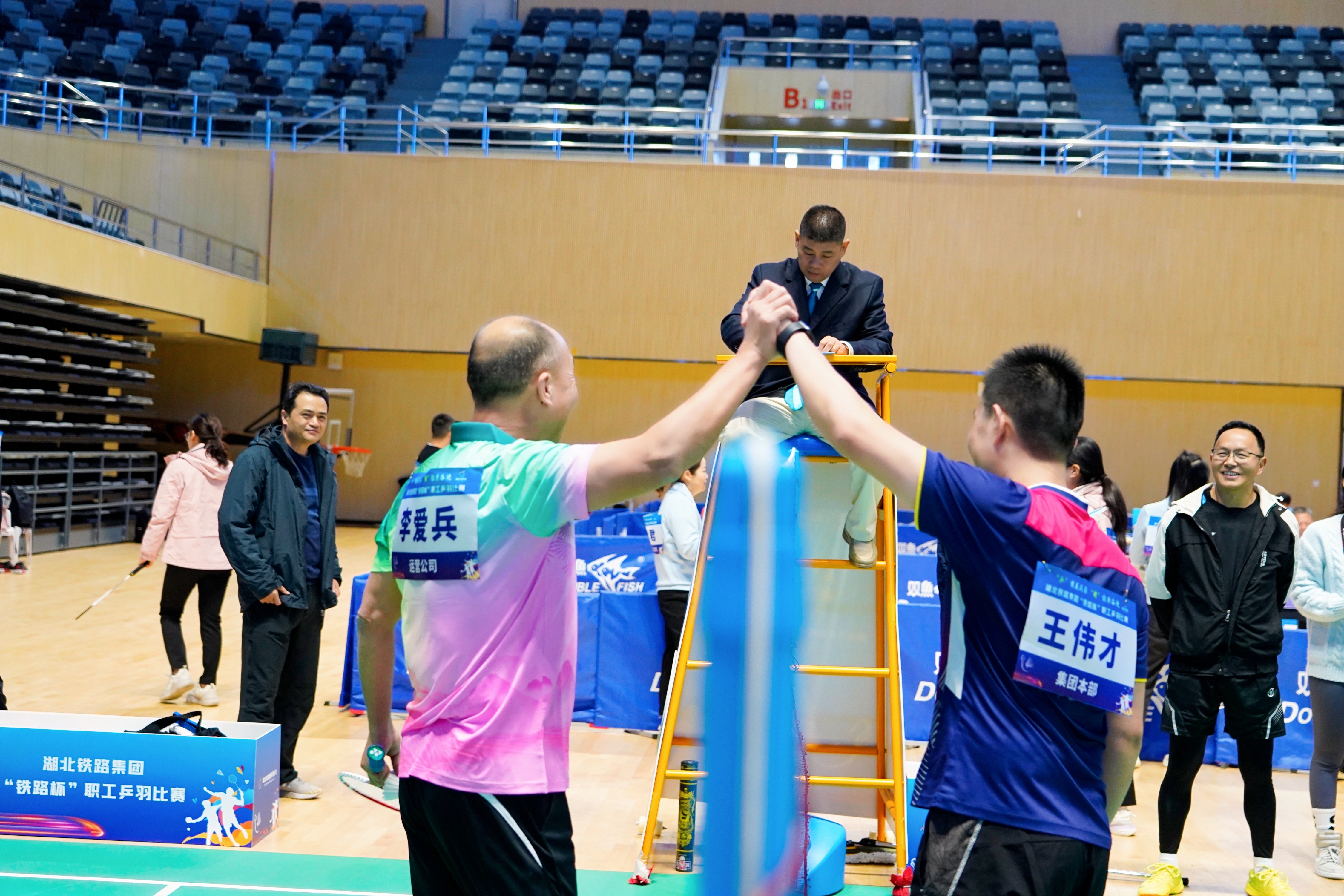 ��yun�����������