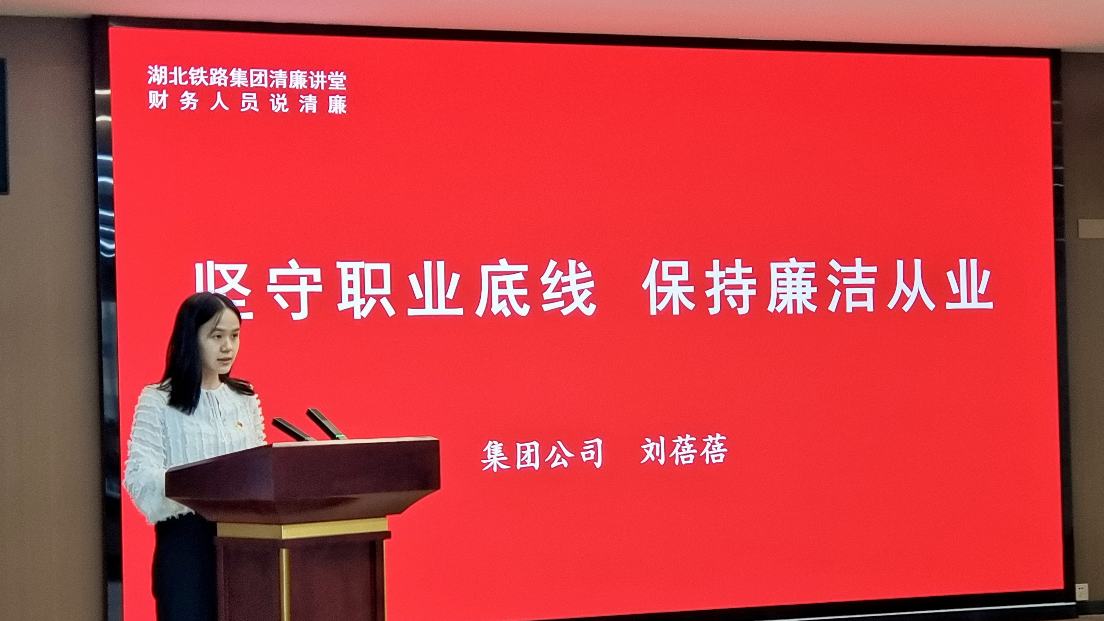 ��yun�����������