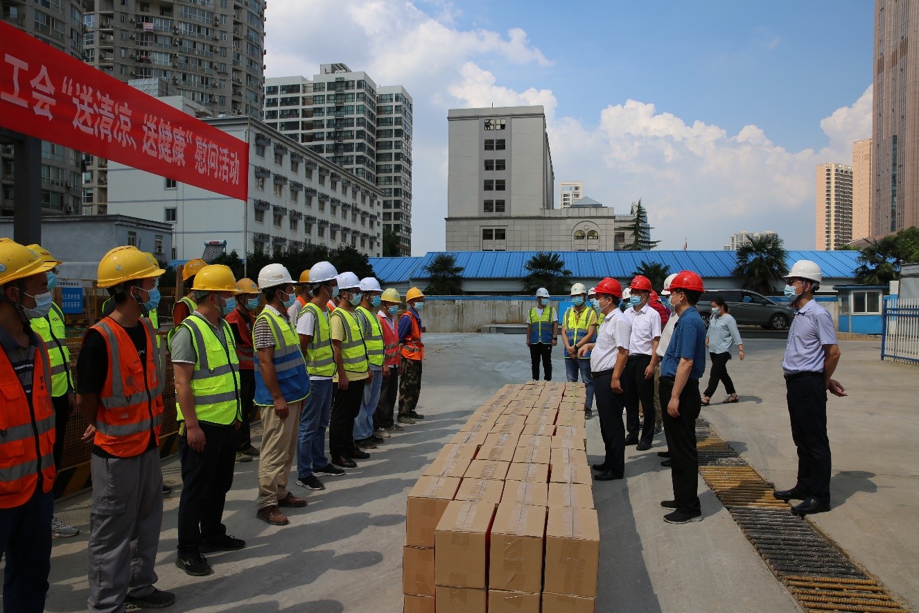 ��yun�����������