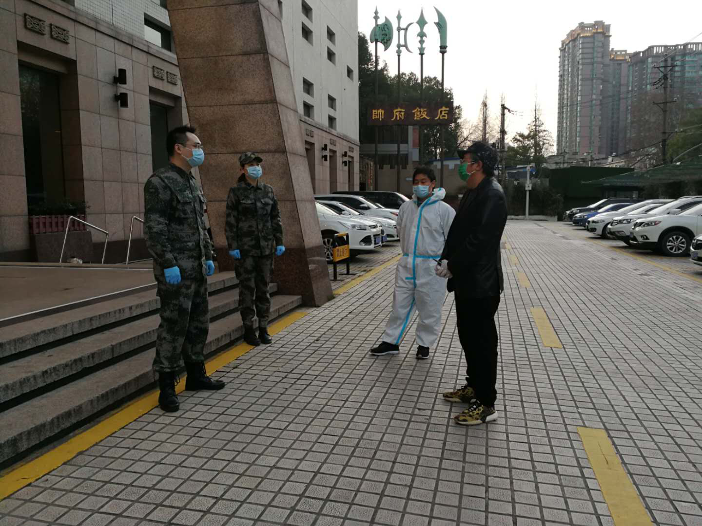 ��yun�����������