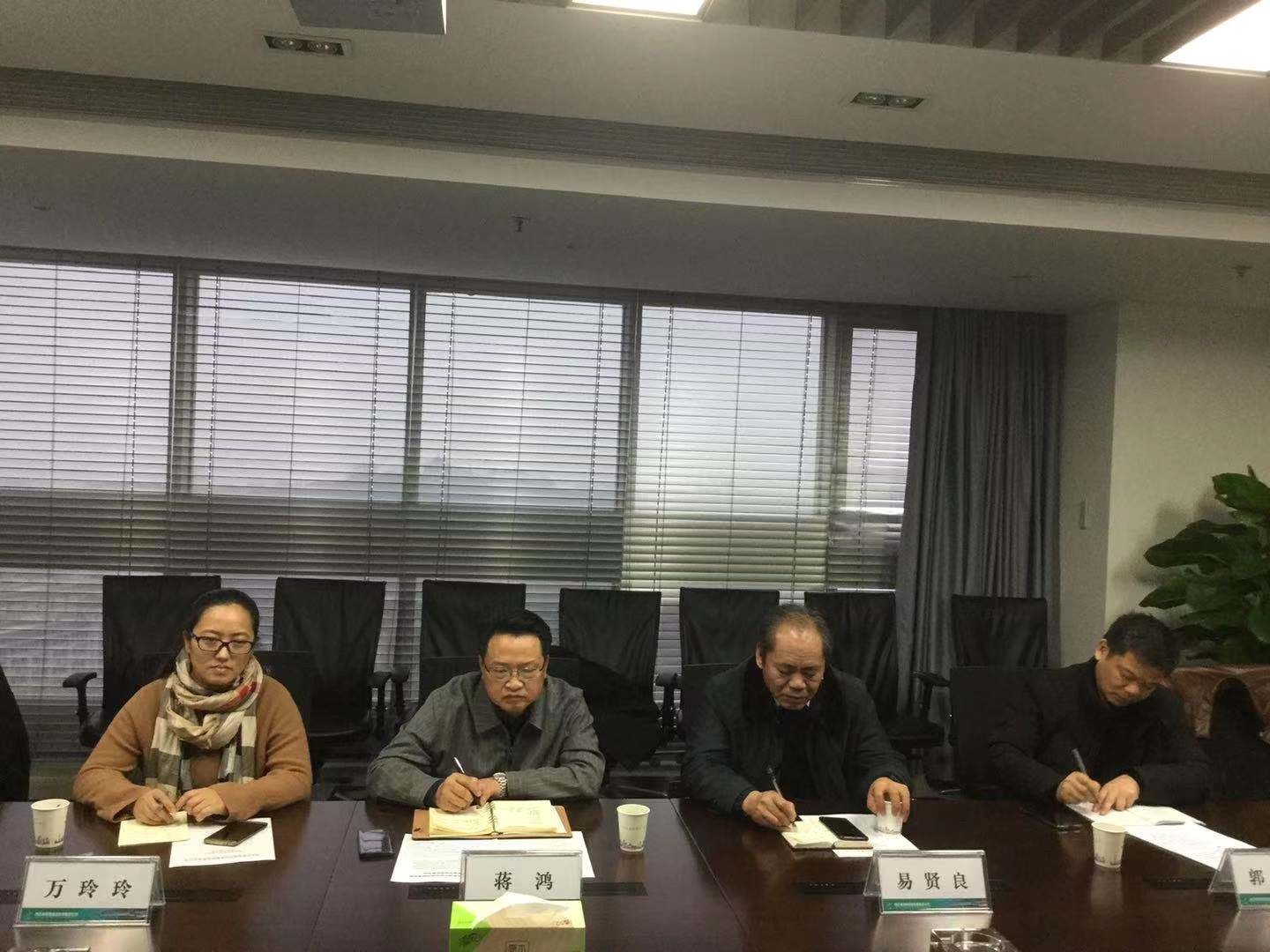 ��yun�����������