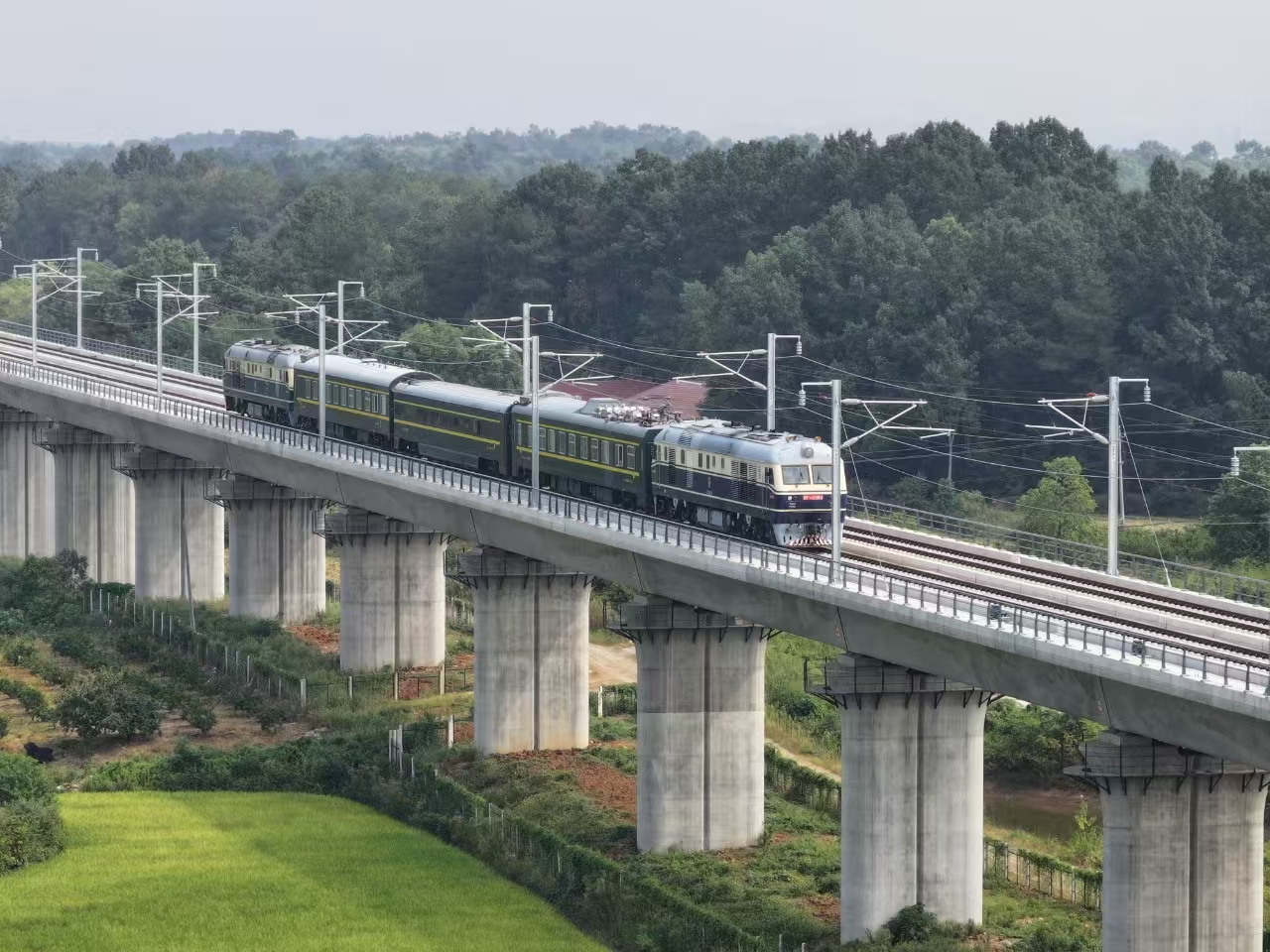 ��yun�����������