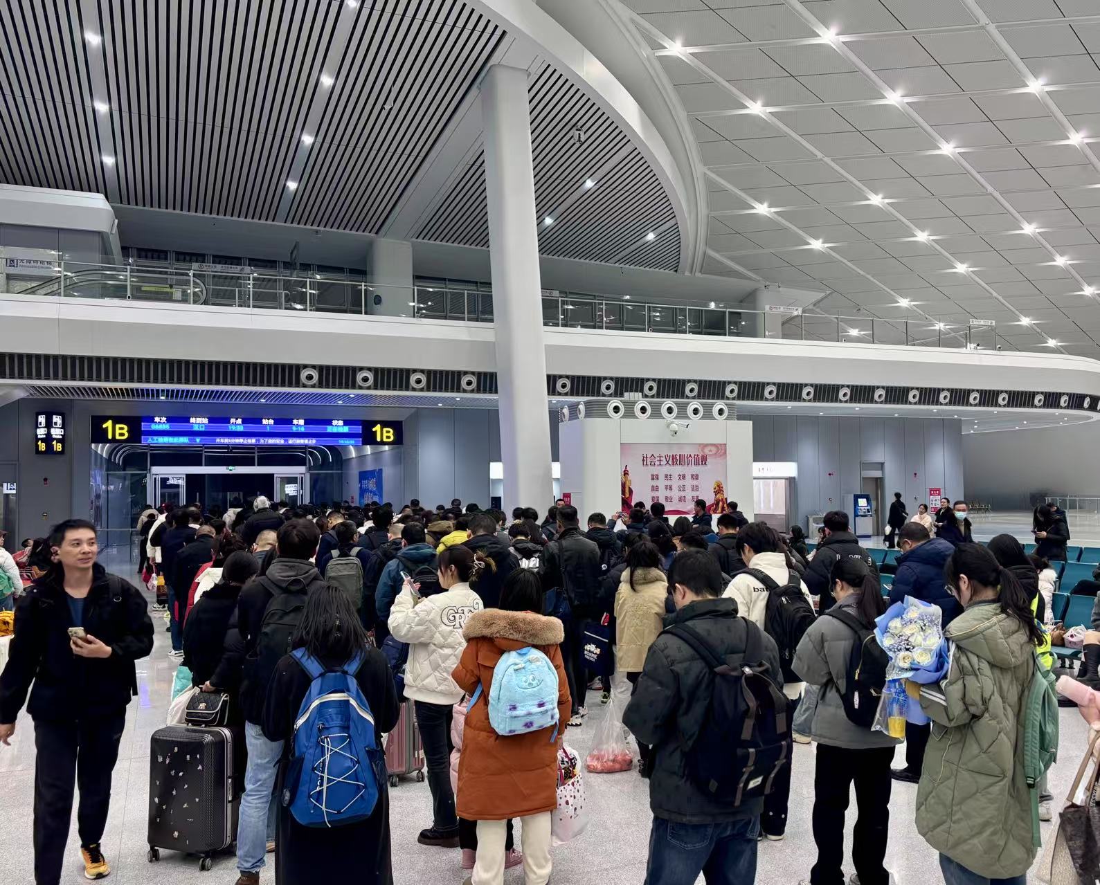 ��yun�����������