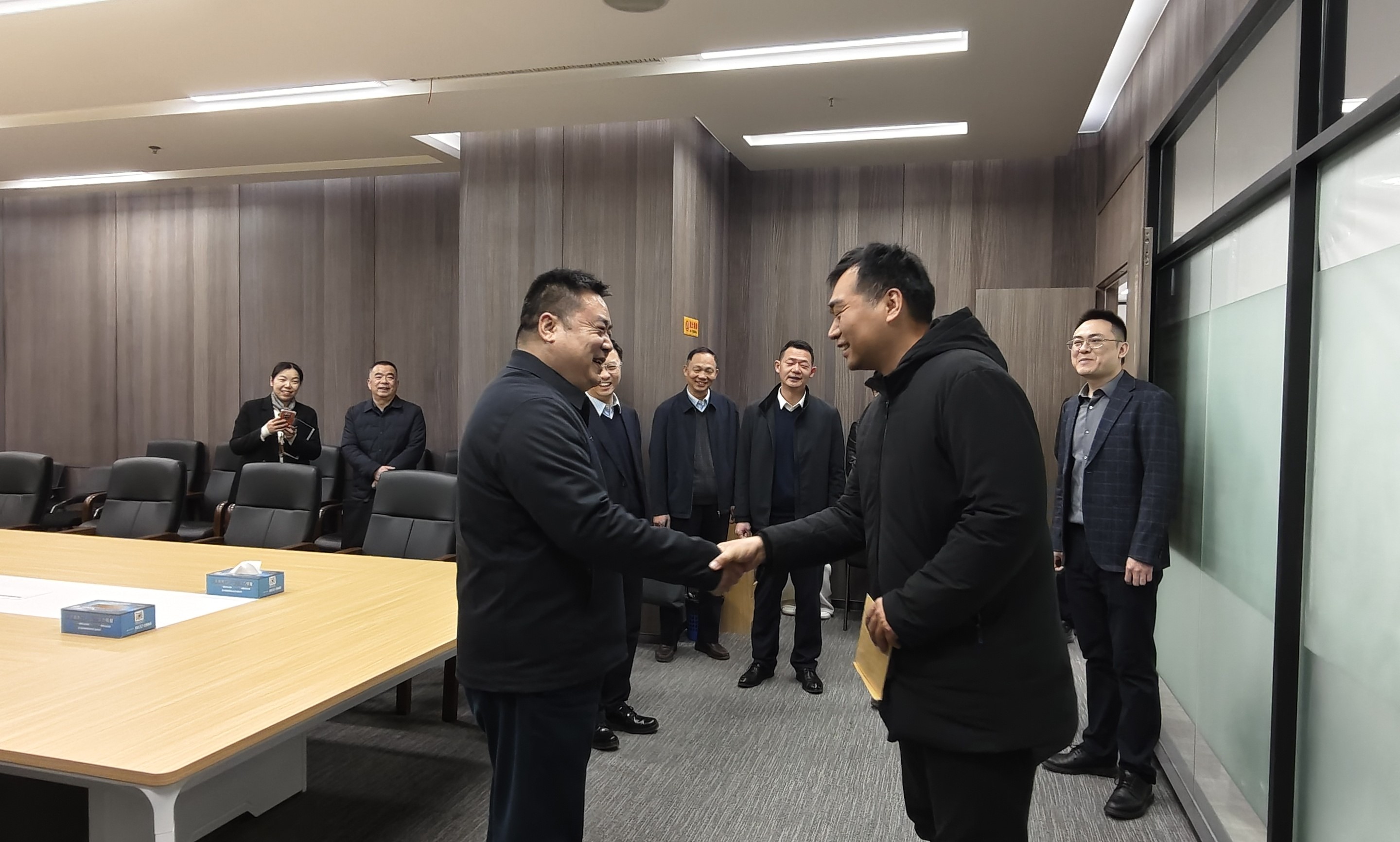 ��yun�����������