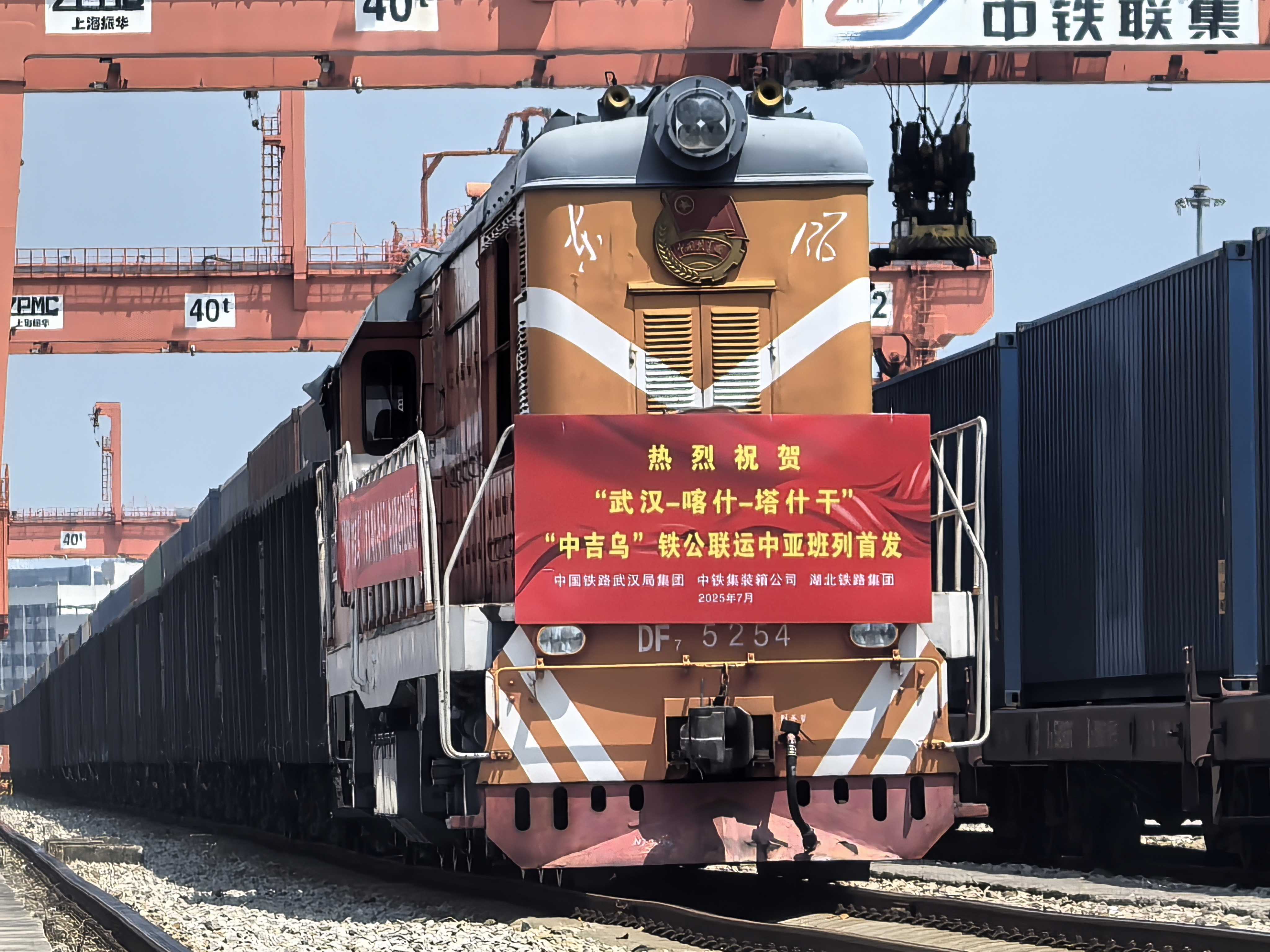 ��yun�����������