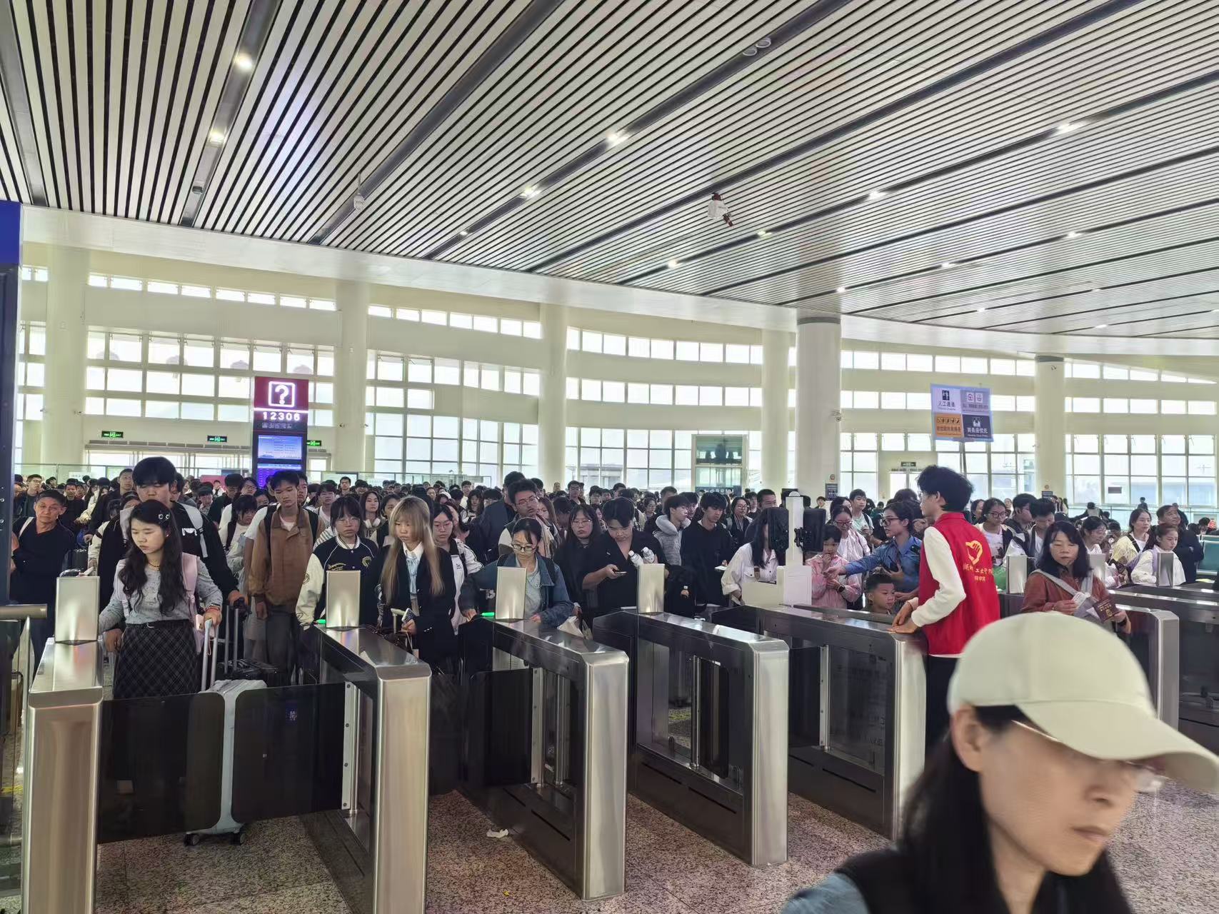 ��yun�����������