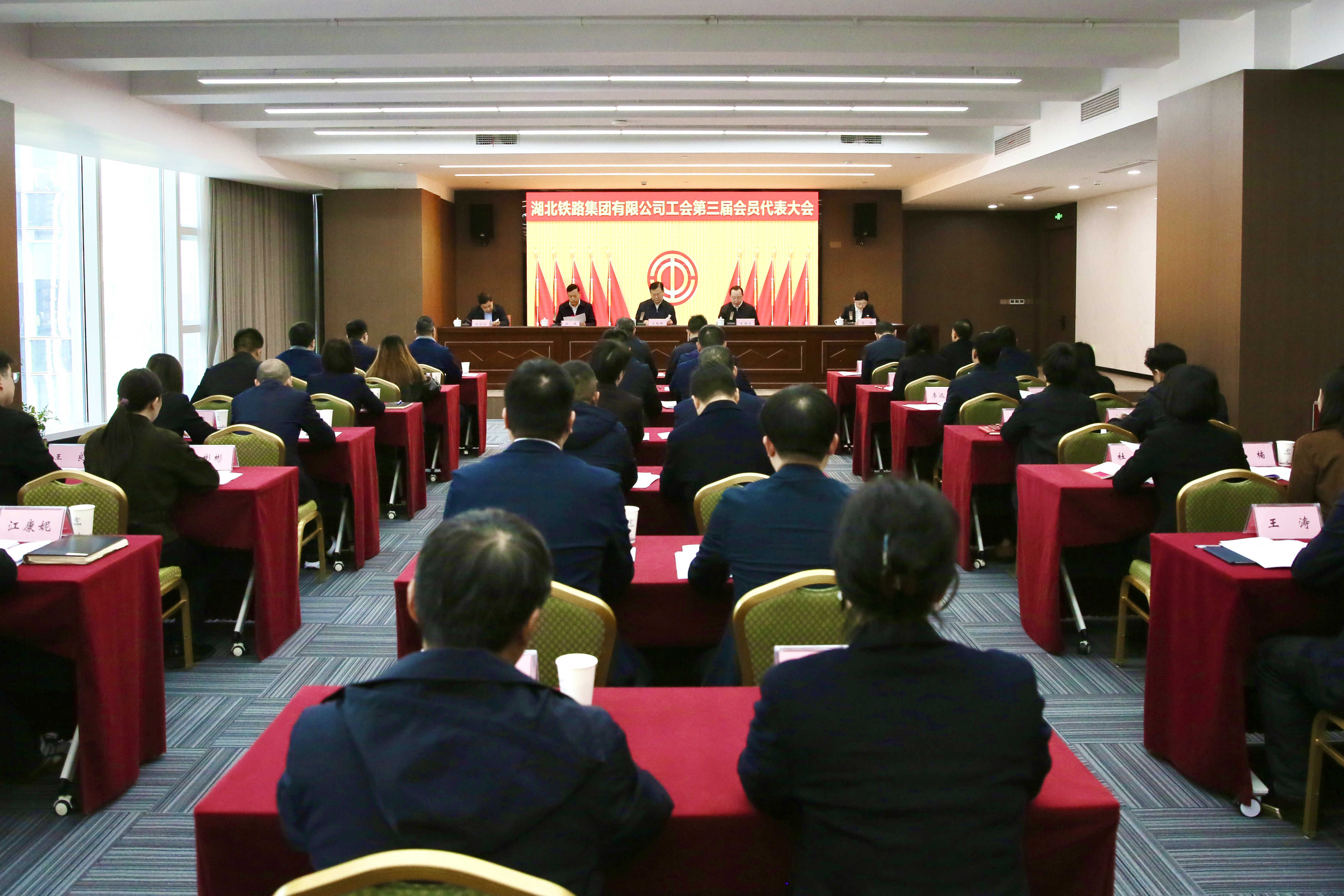 ��yun�����������