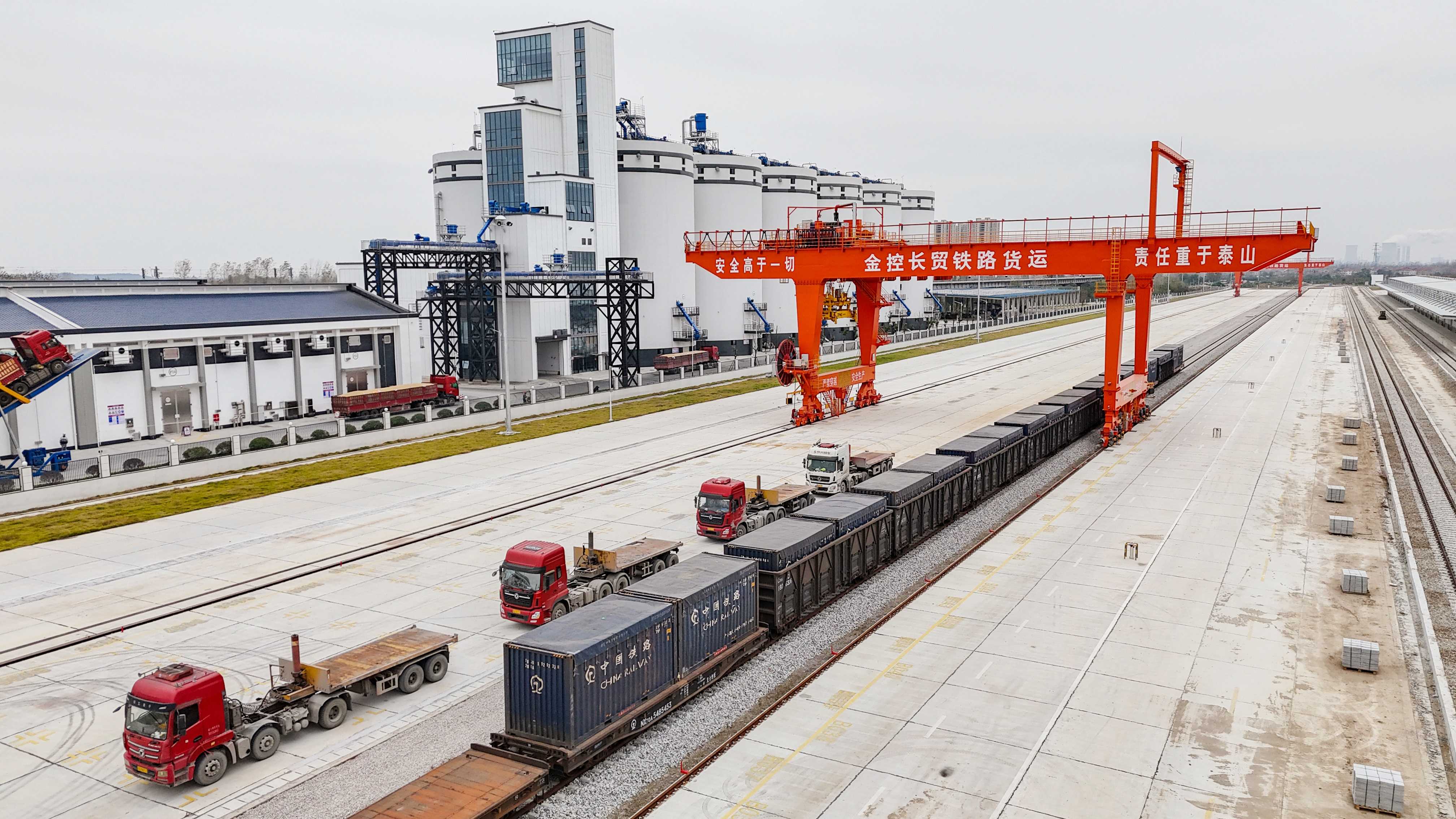 ��yun�����������