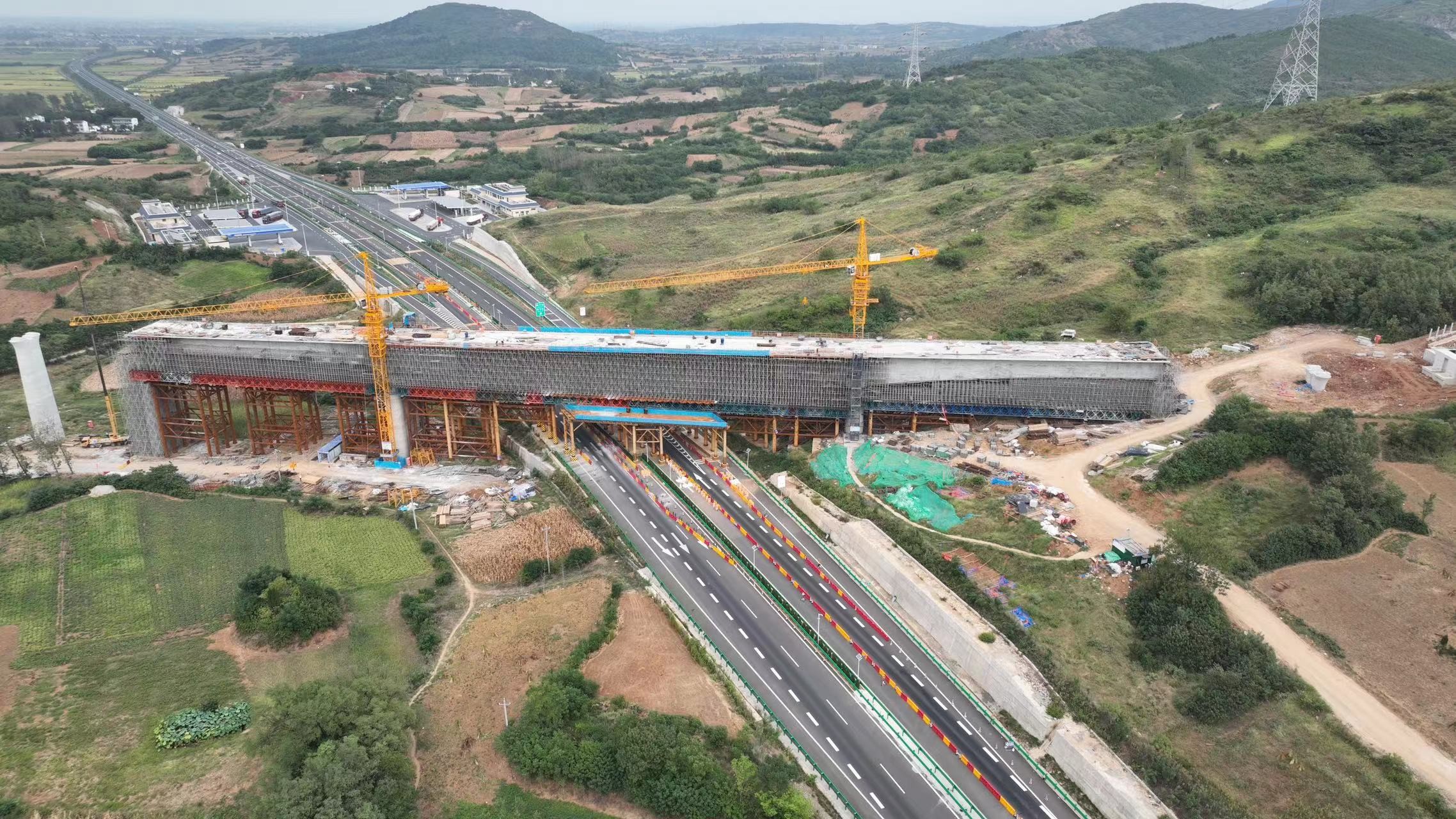 ��yun�����������