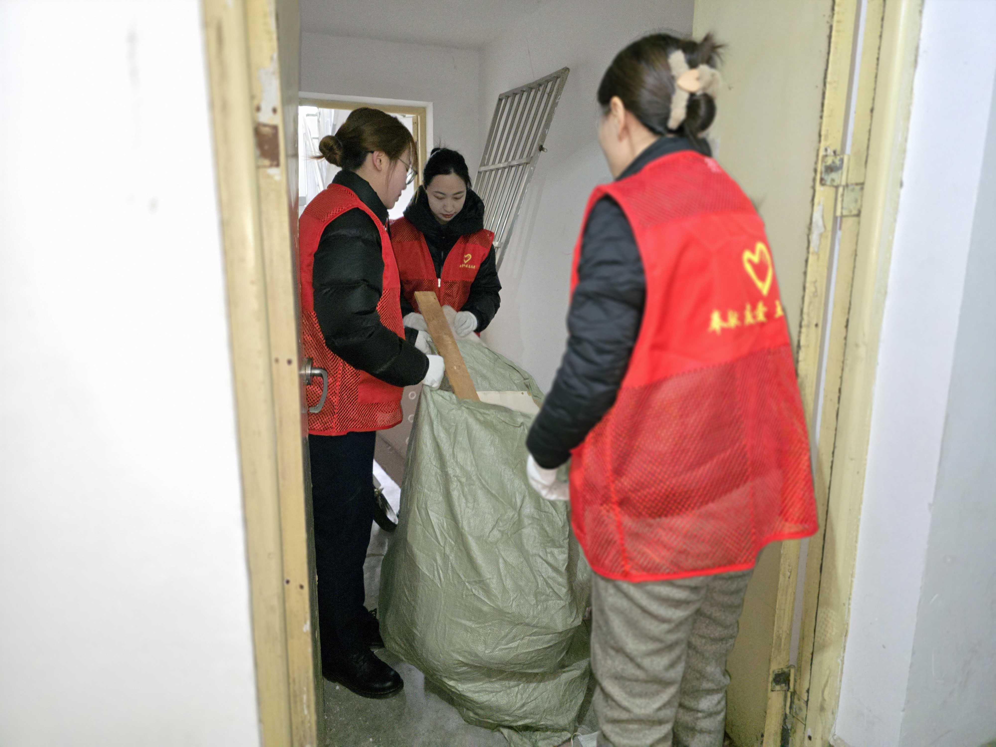 ��yun�����������