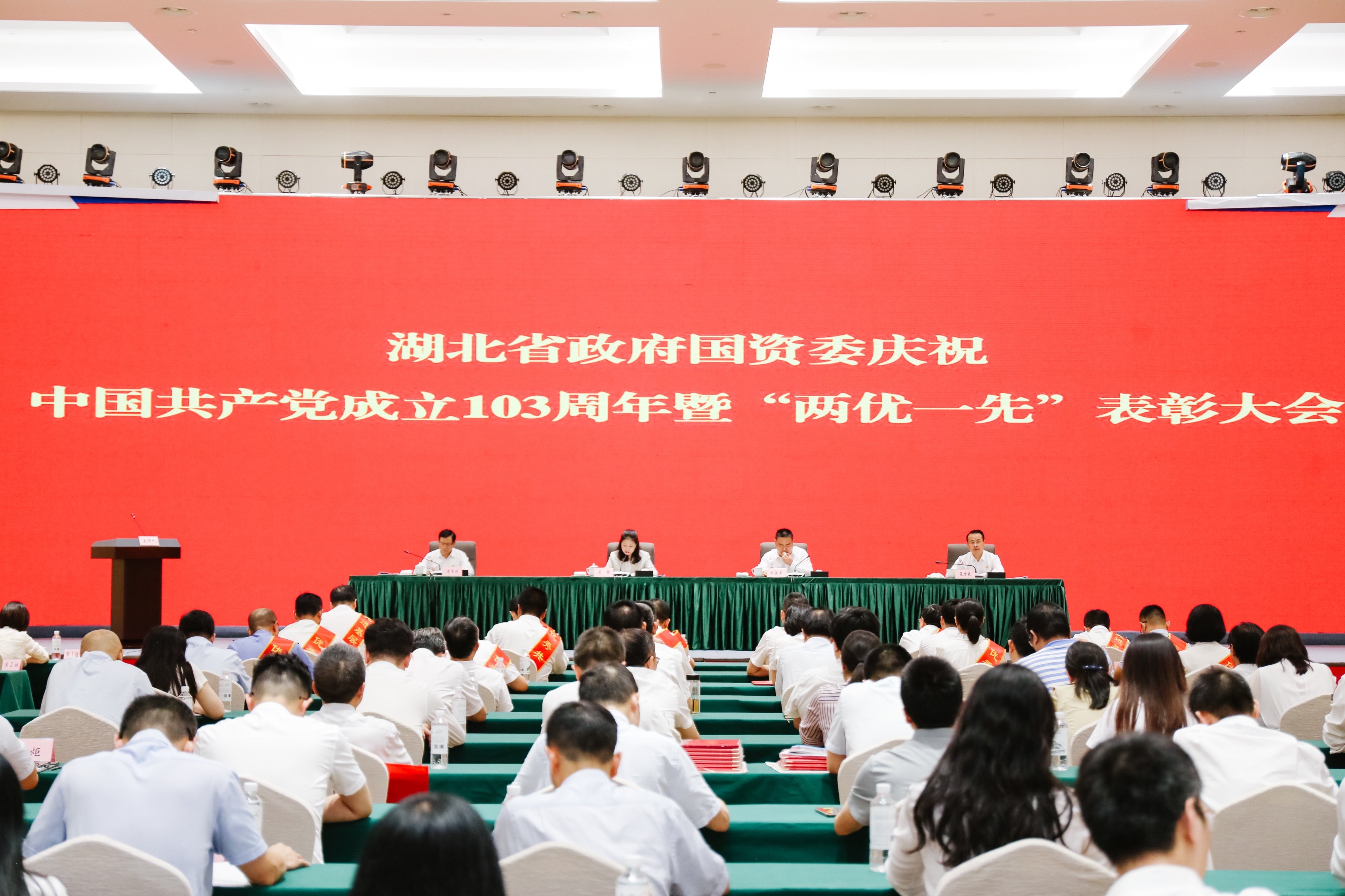 ��yun�����������