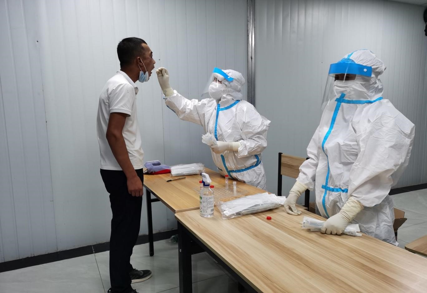 ��yun�����������