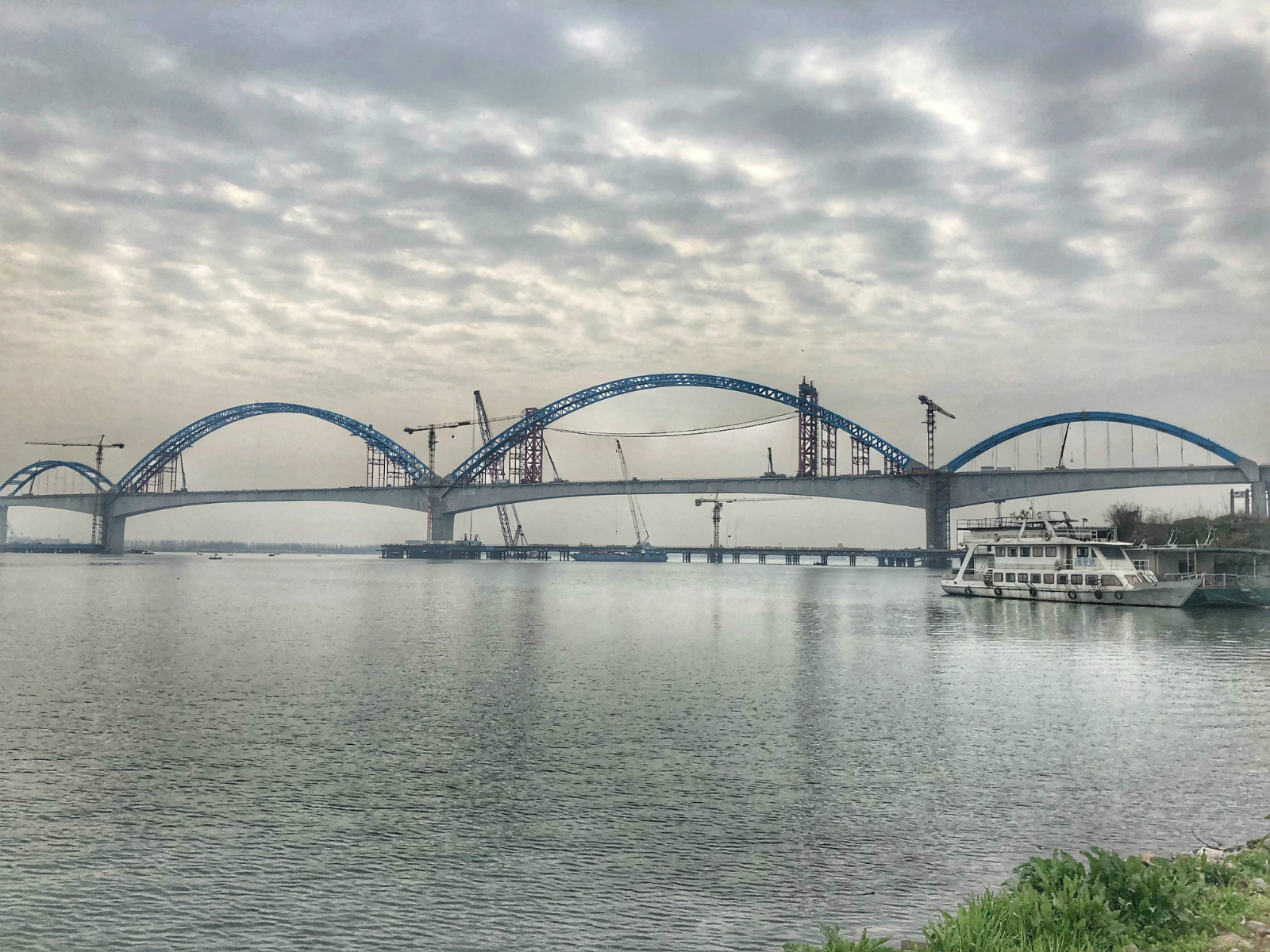 ��yun�����������