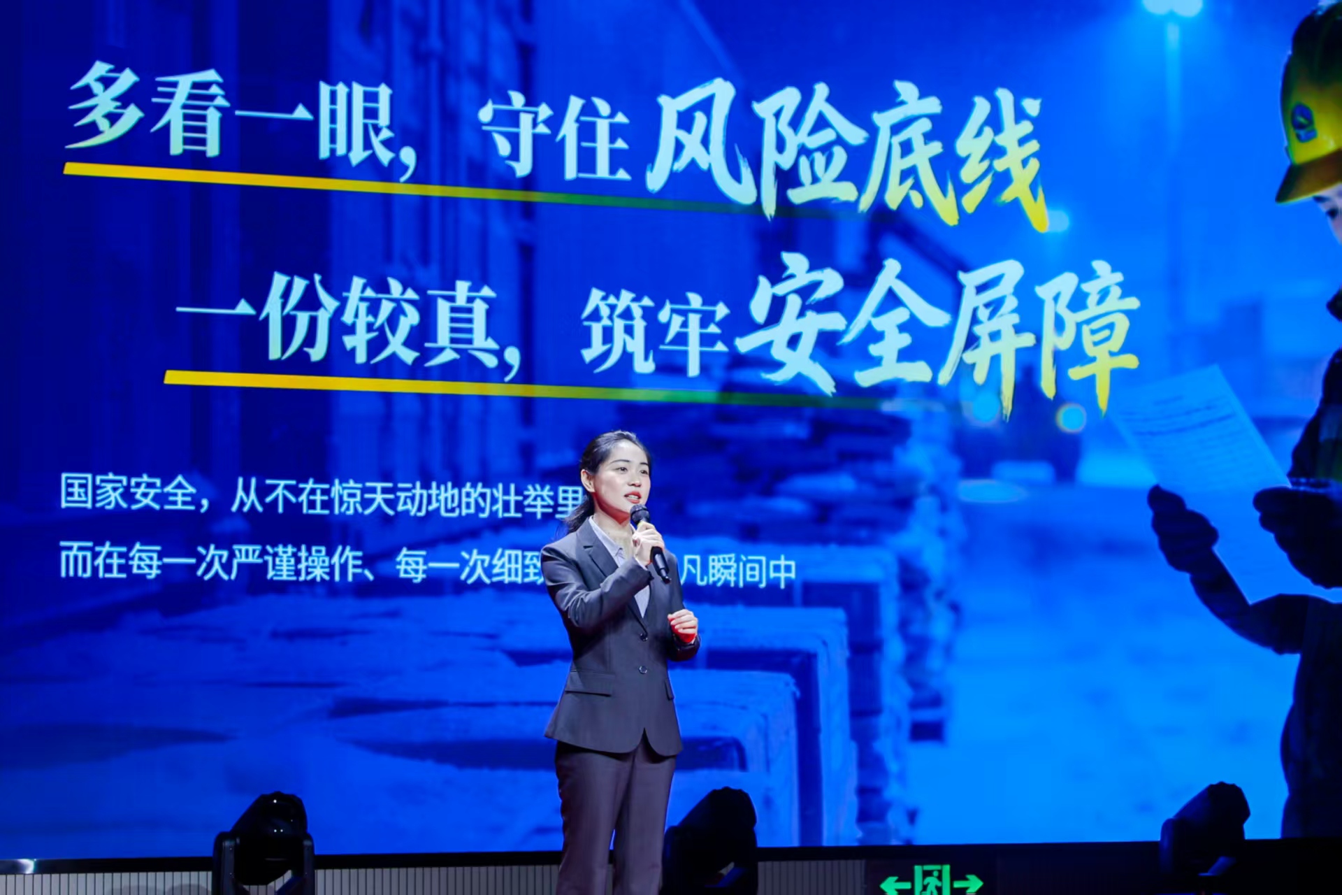 ��yun�����������